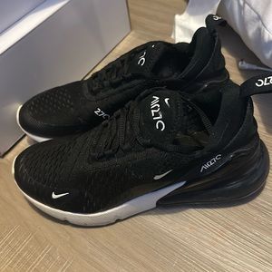 nike 270